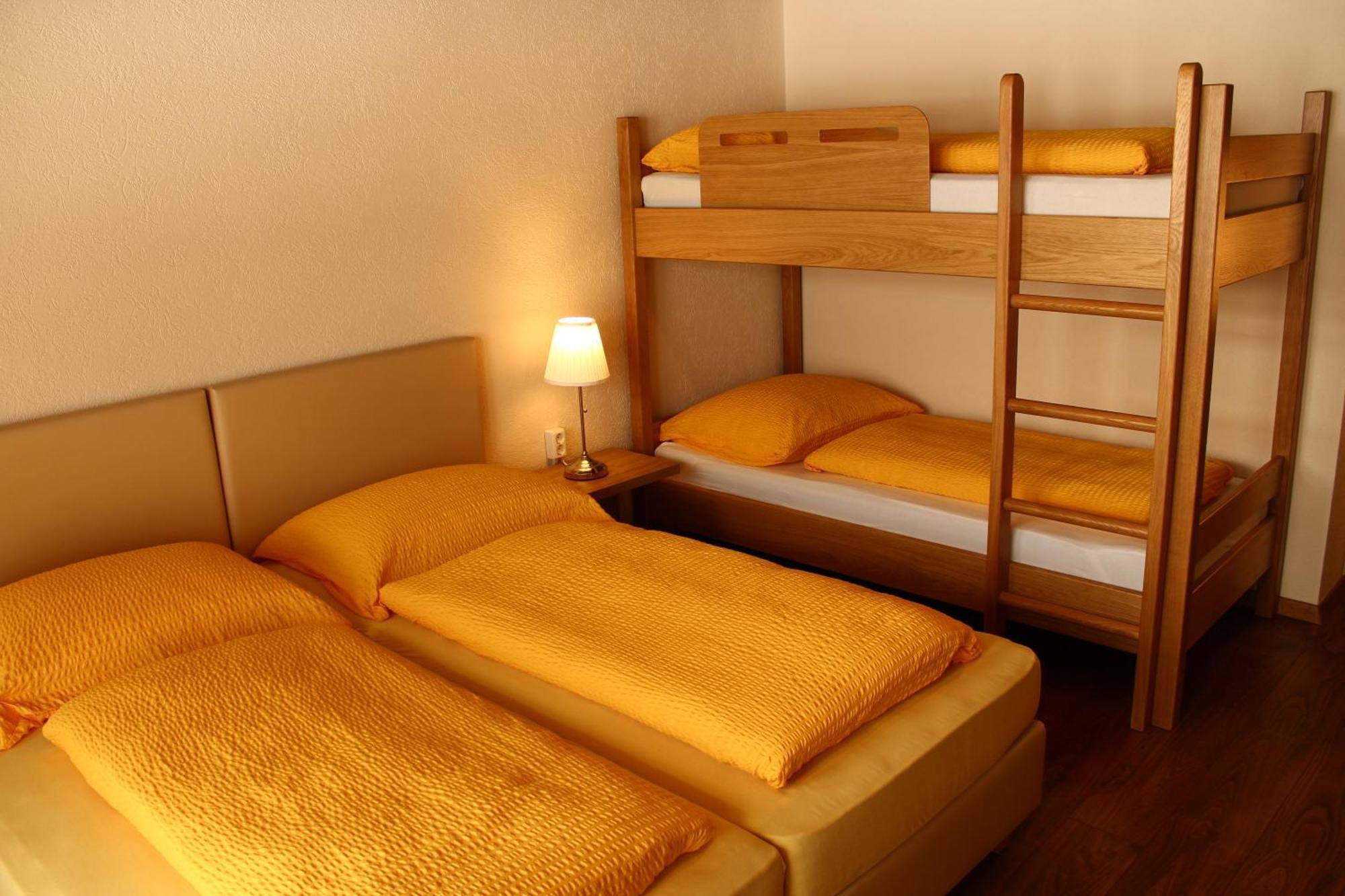 Hotel Sonnenhof Lambichl Bagian luar foto