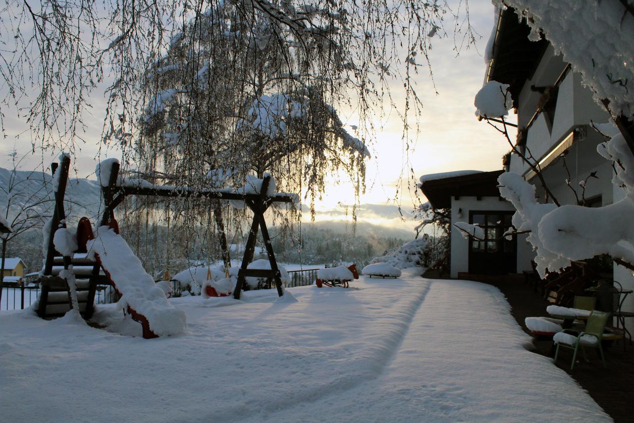 Hotel Sonnenhof Lambichl Bagian luar foto