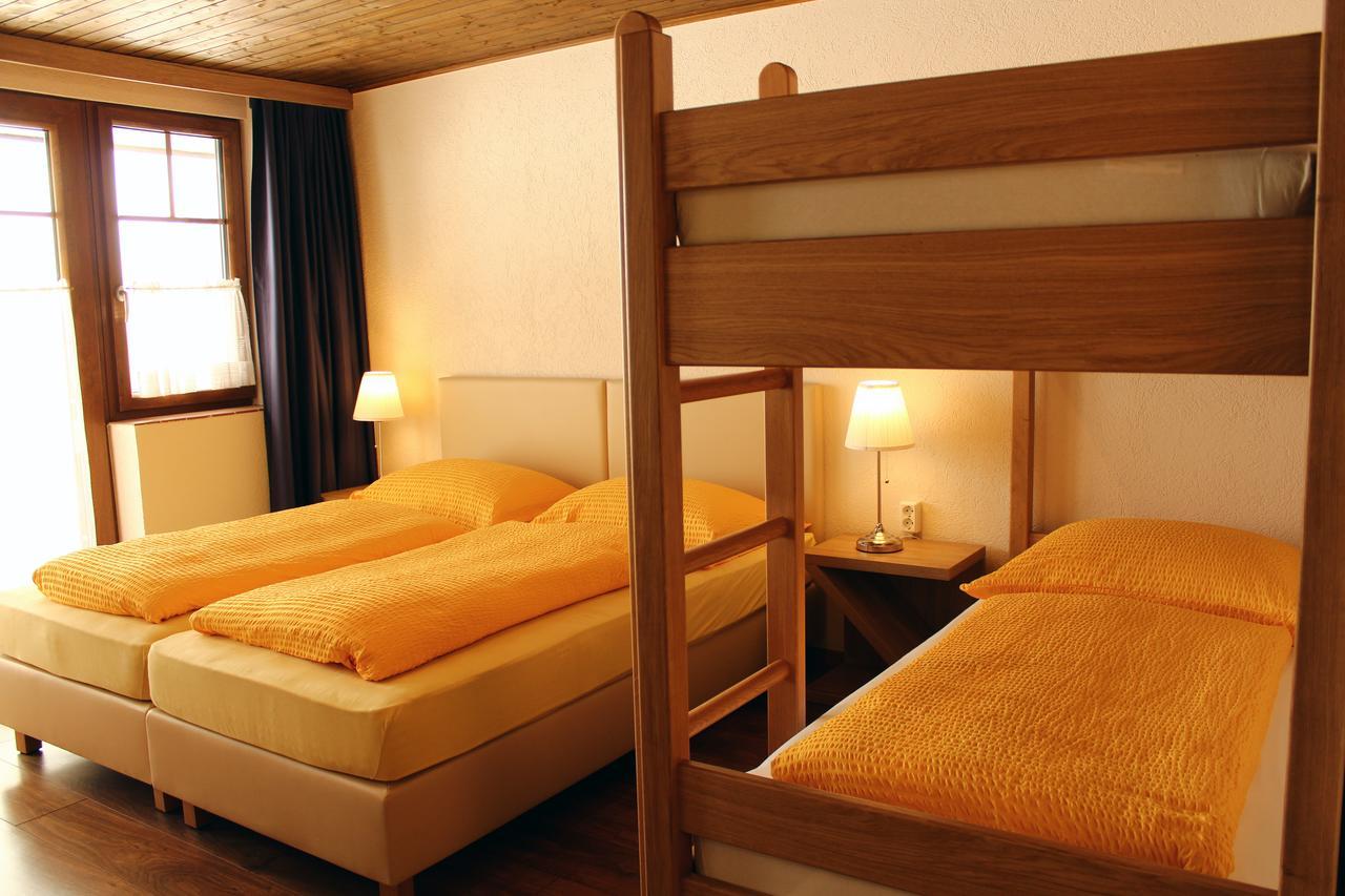 Hotel Sonnenhof Lambichl Bagian luar foto
